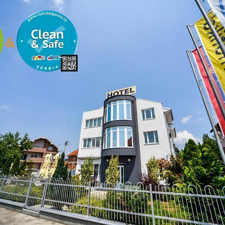 Garni Hotel 018 In Nis Exterior photo