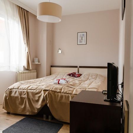 Garni Hotel 018 In Nis Exterior photo