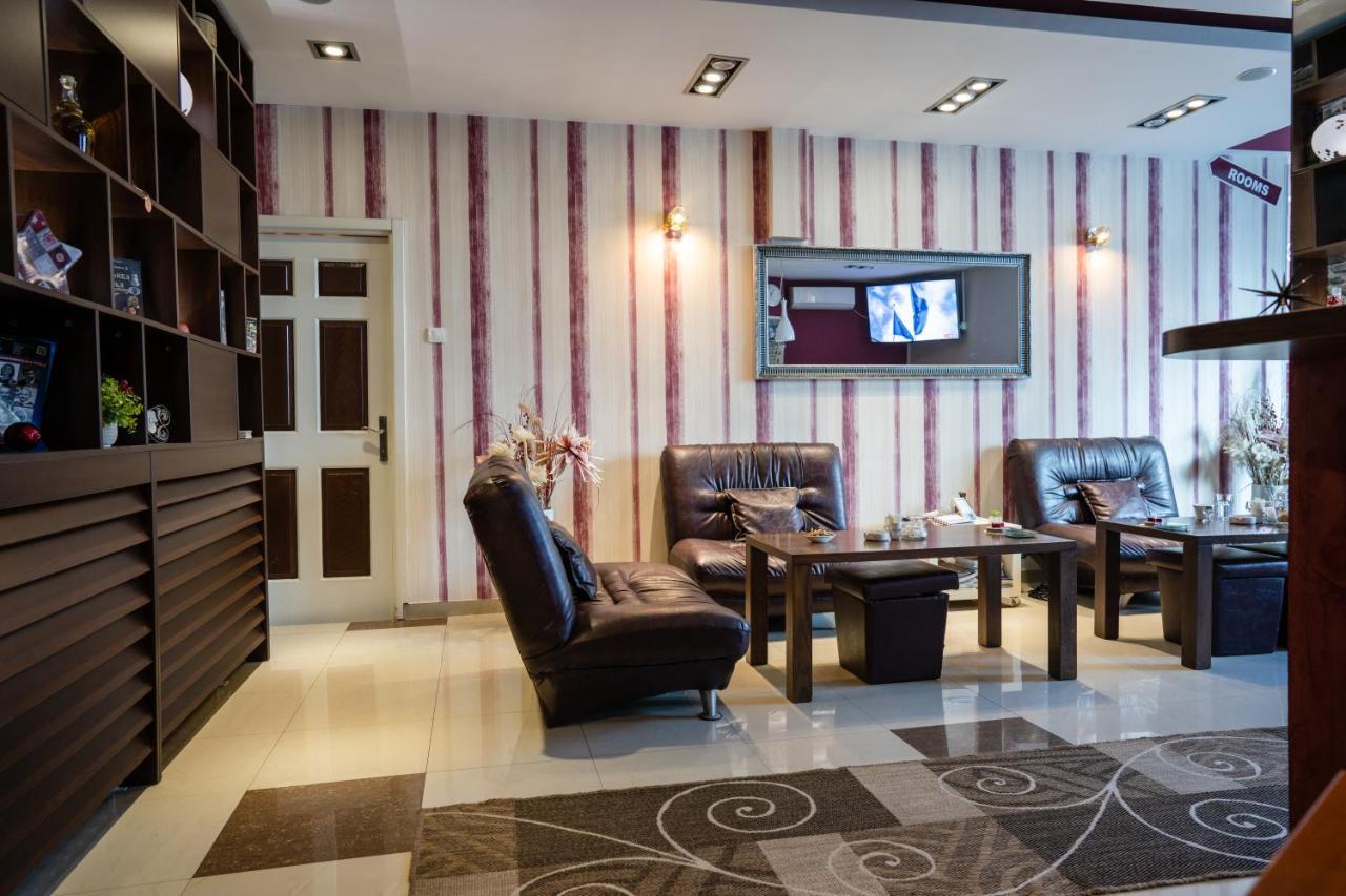 Garni Hotel 018 In Nis Exterior photo