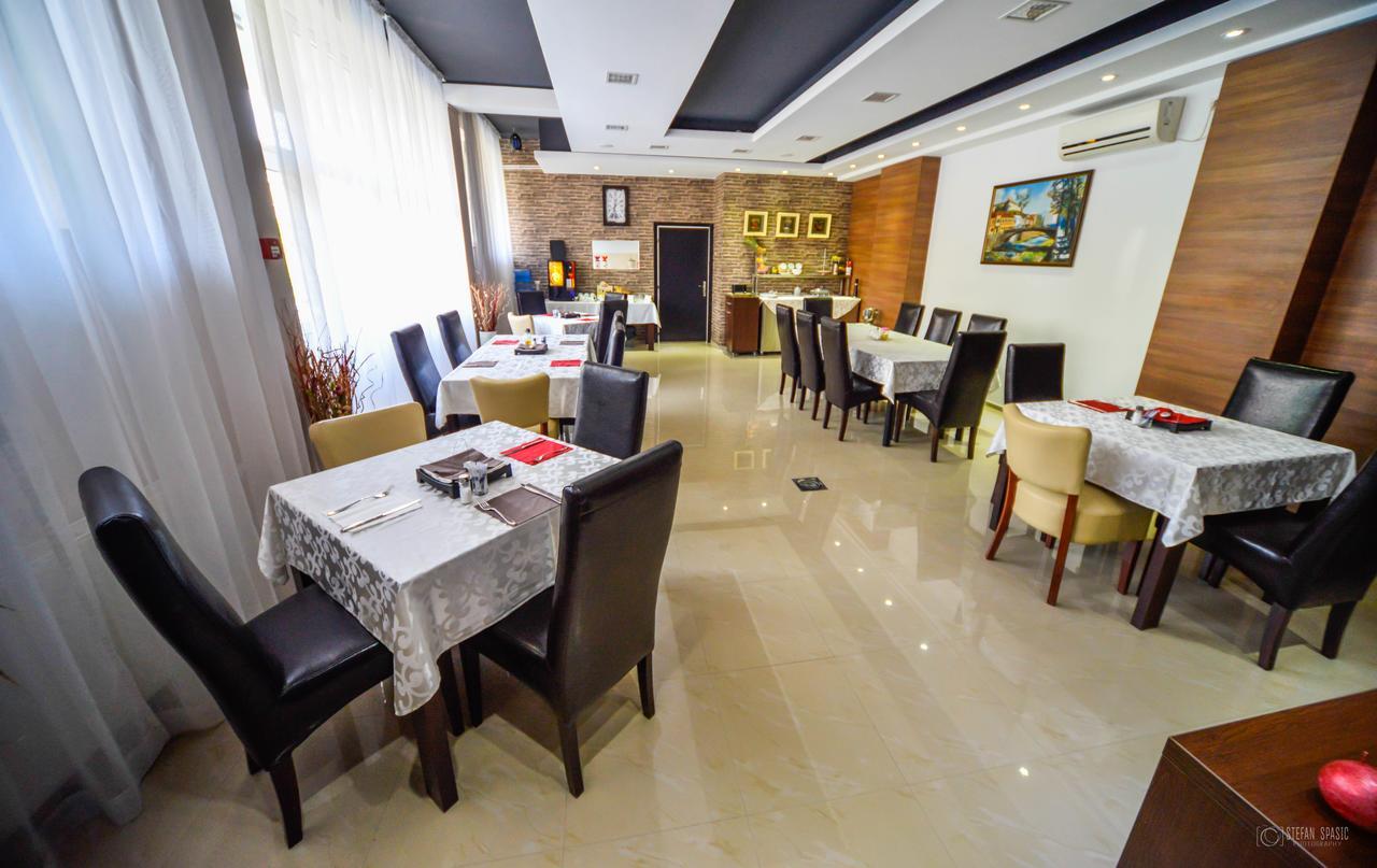 Garni Hotel 018 In Nis Exterior photo